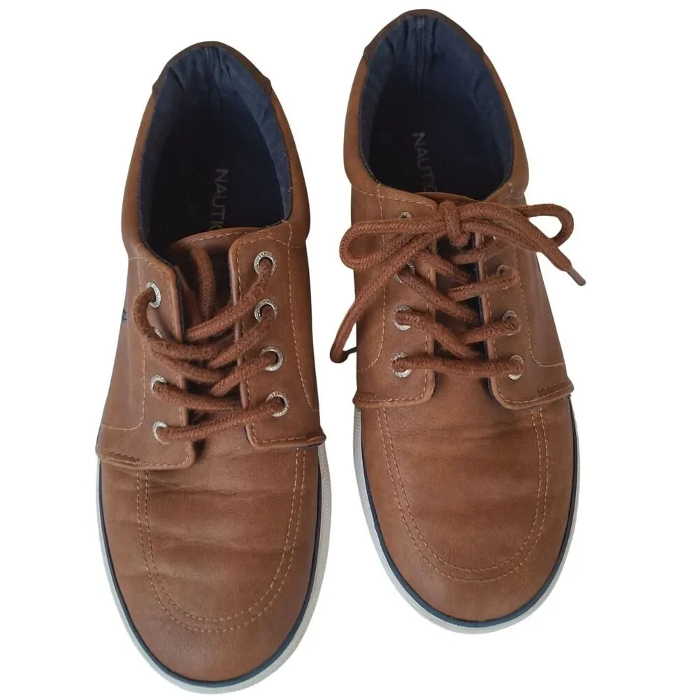 Nautica Boys Brown Faux Leather Low Top Sneakers Lace Up Casual Shoes GOOD